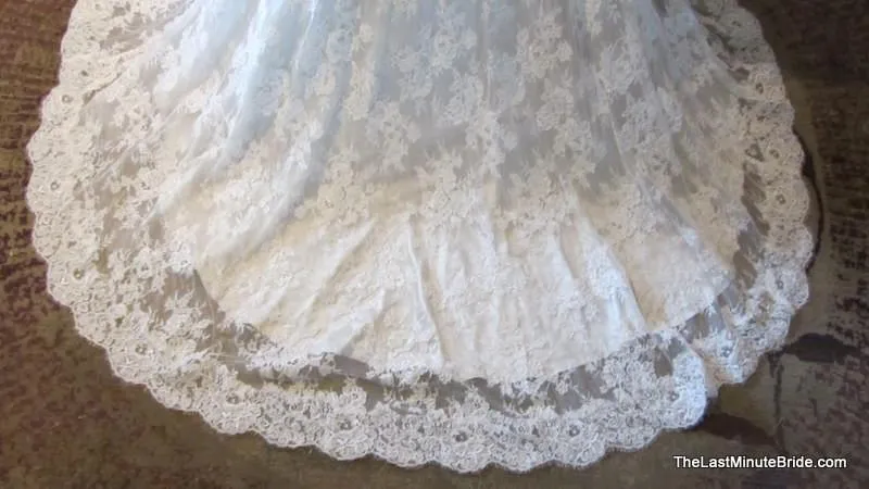 Allure Bridals 2610