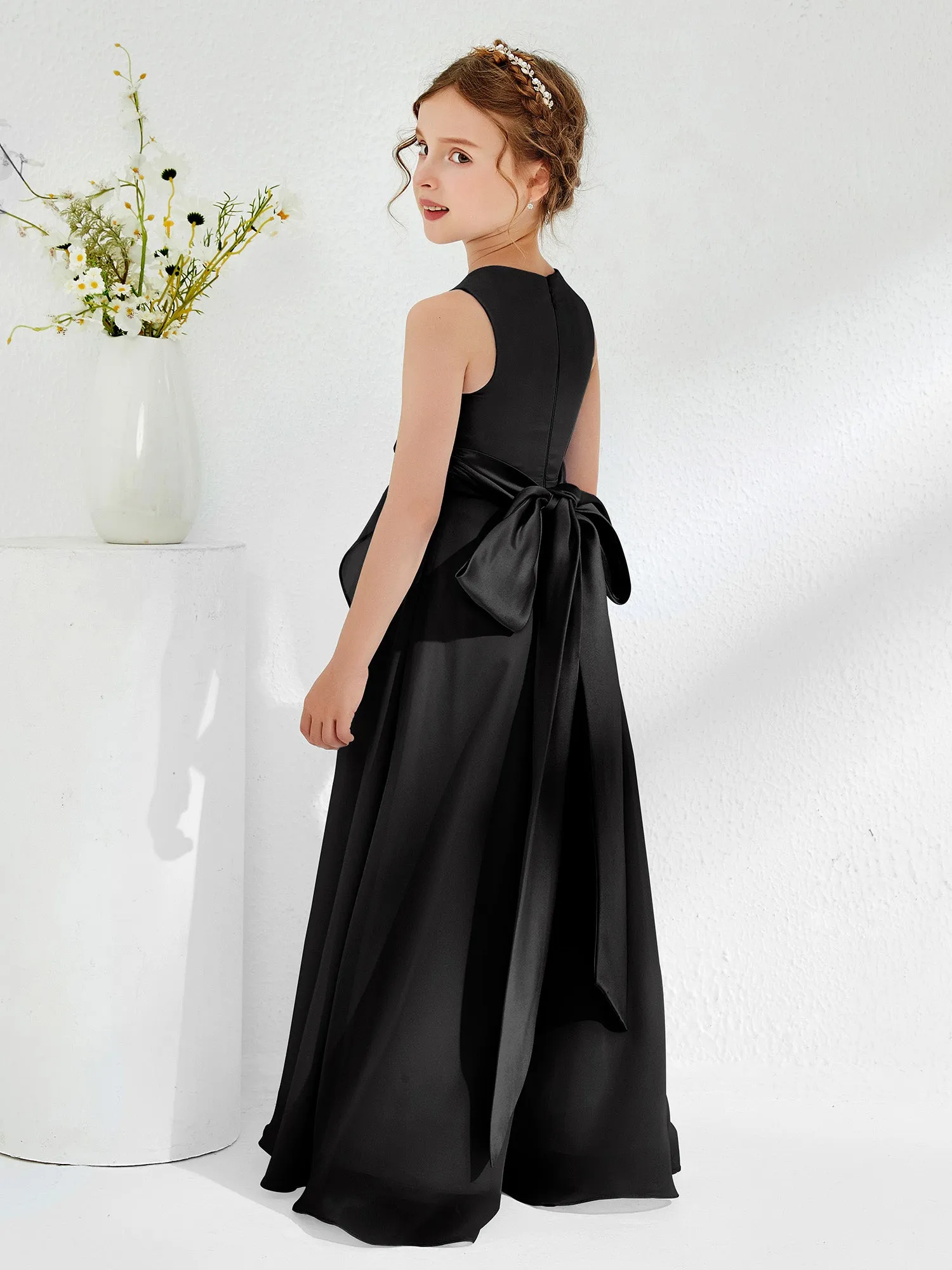 Bateau Neckline Ruffle Junior Bridesmaid Gowns Black