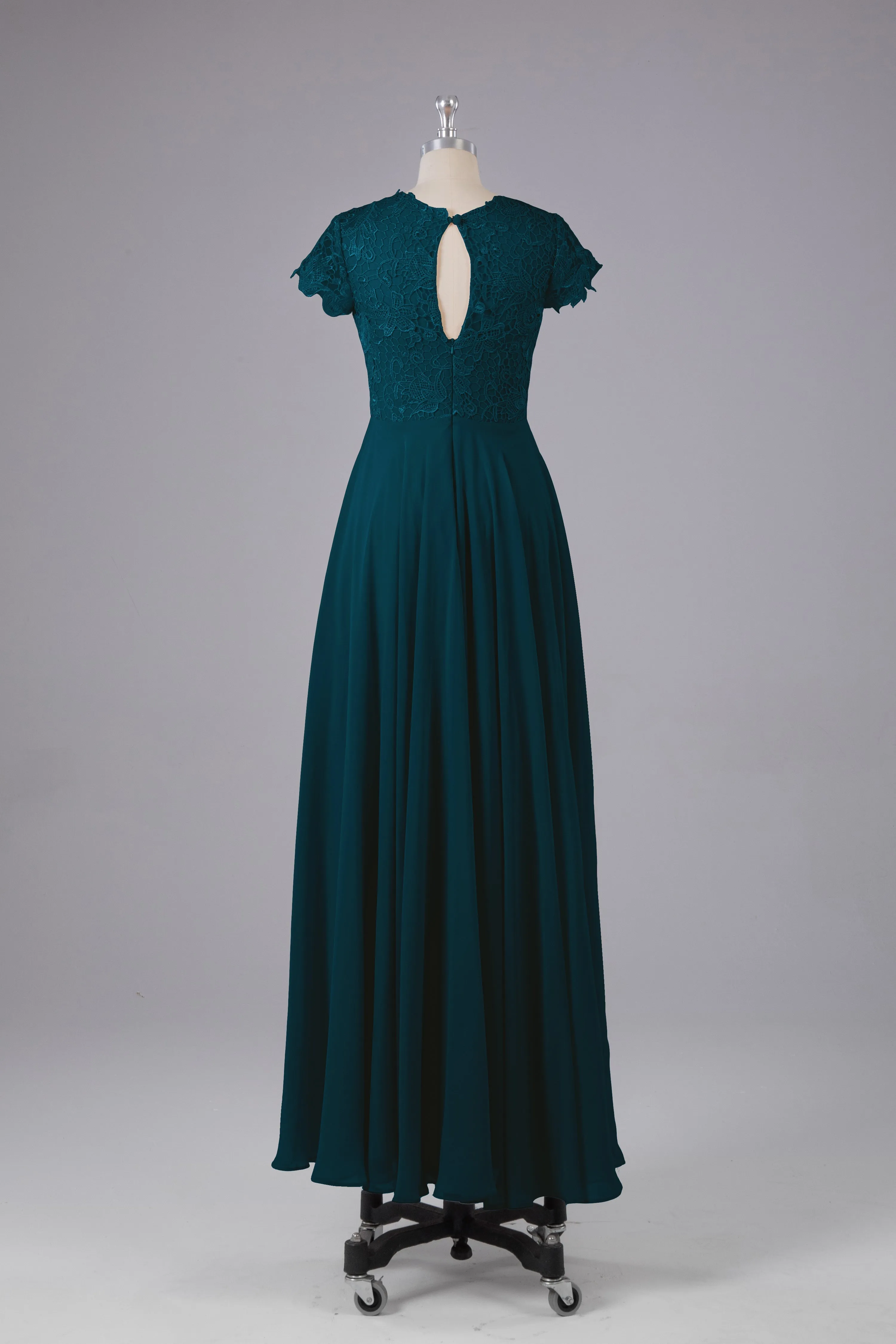 Beautiful A-Line Cap Sleeves Long Bridesmaid Dresses With Pockets