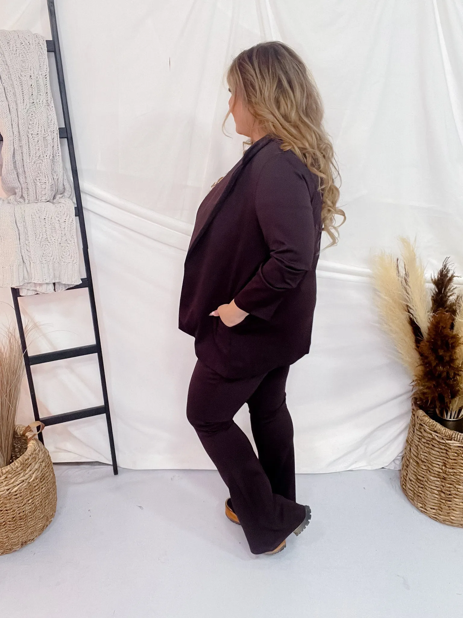 Chocolate 3/4 Sleeve Magic Blazer