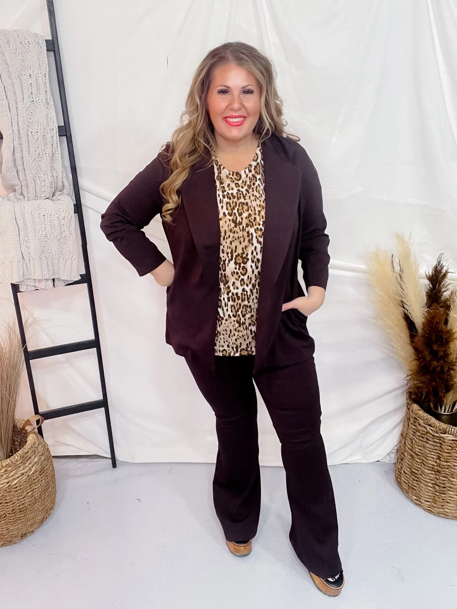 Chocolate 3/4 Sleeve Magic Blazer