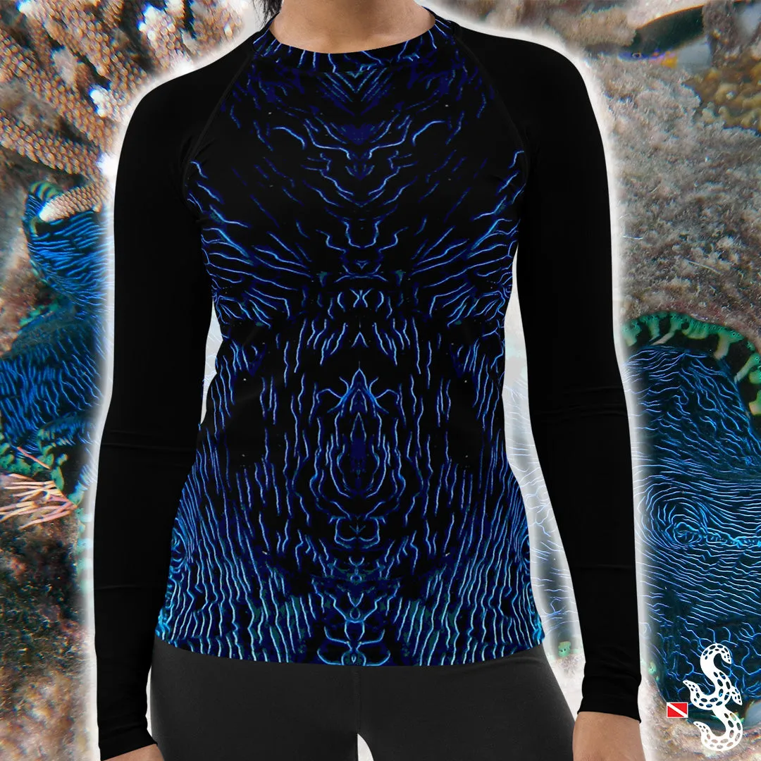 Giant Clam Women's Rash Guard