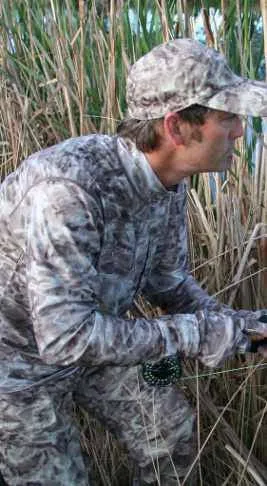 Mens 1/4 Zip Long Sleeve Camo Fishing Shirt | Aqua Design