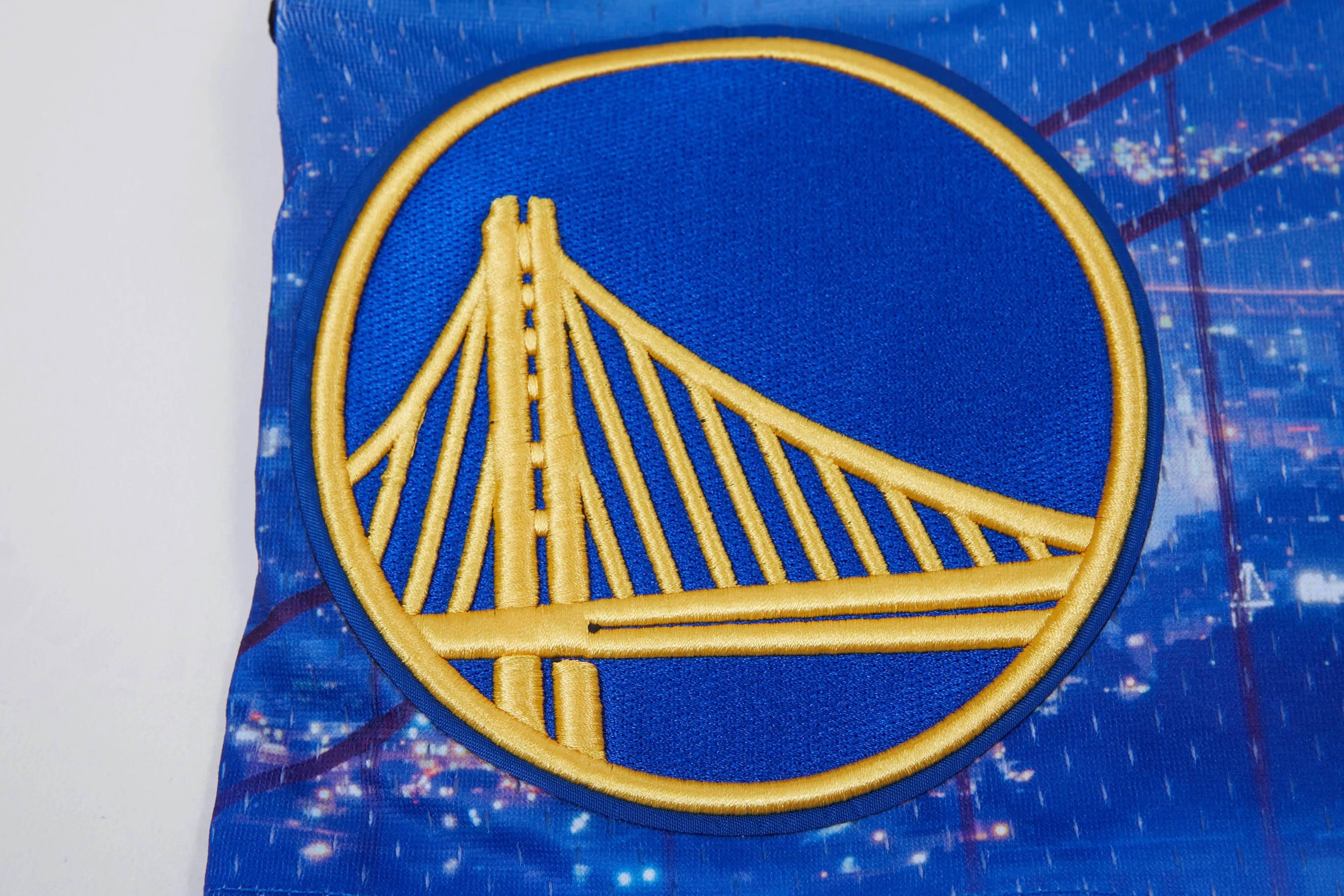 NBA GOLDEN STATE WARRIORS CITY SCAPE AOP MEN'S MESH SHORT (SF1)