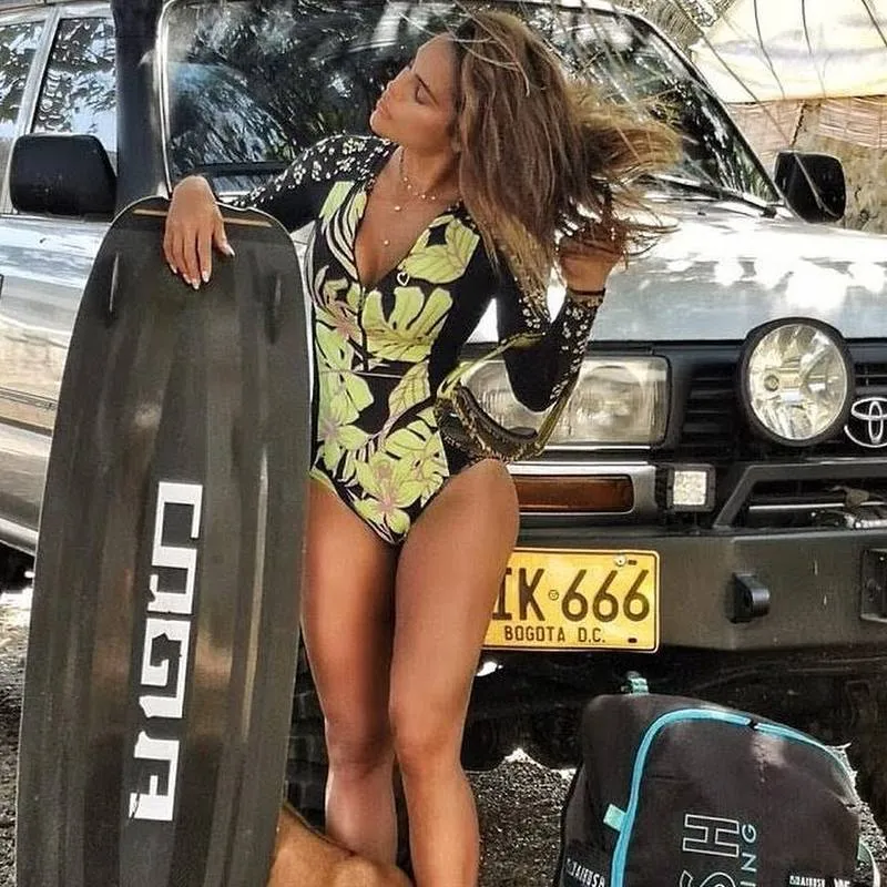 One Piece Swimsuit 2021 Rashguard Sexy Long Sleeve Surf Swimwear Women