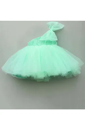 Pearls embroidered one shoulder bow dress