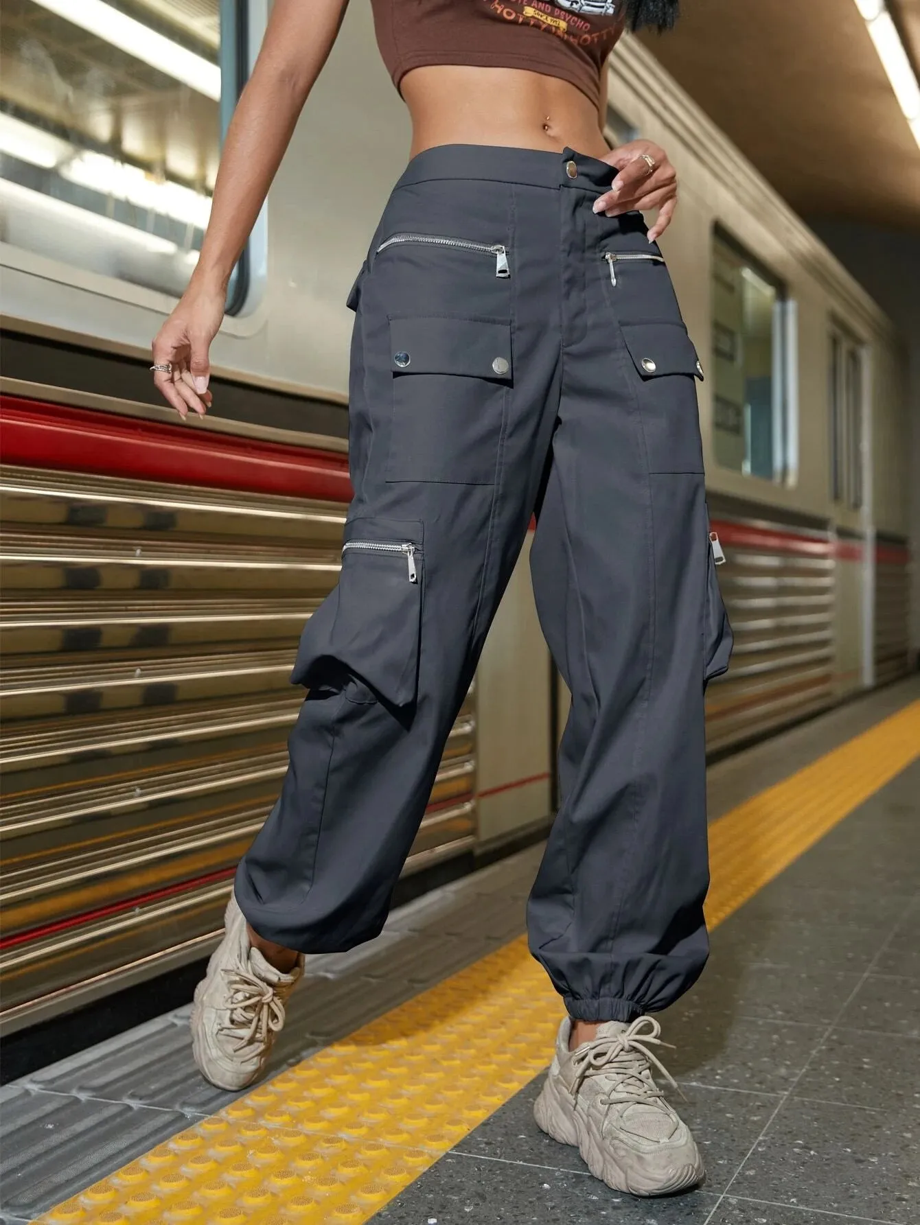 Street Flap Pocket Cargo Pants