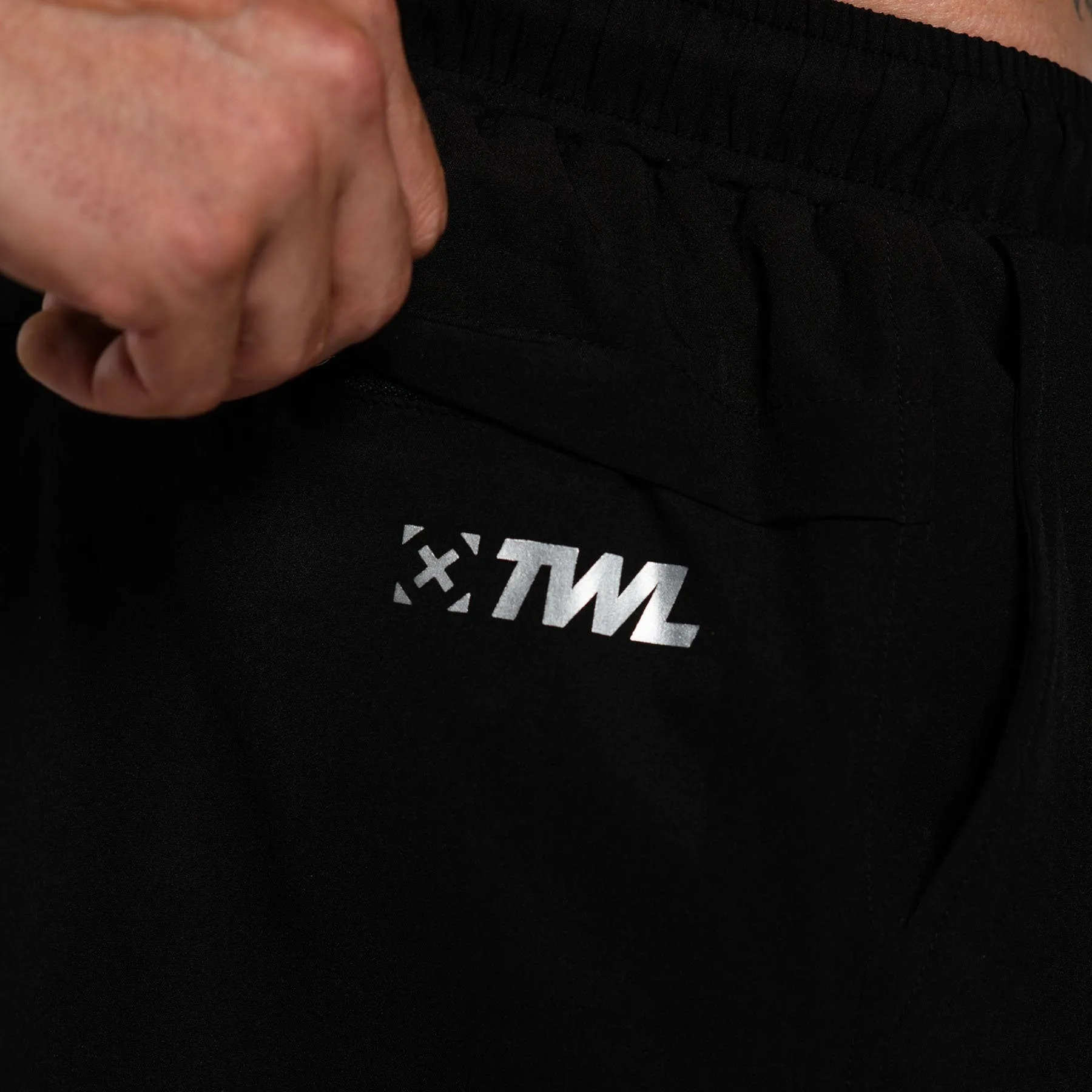 TWL - MENS EVERYDAY SWIM SHORTS - BLACK/SKETCH