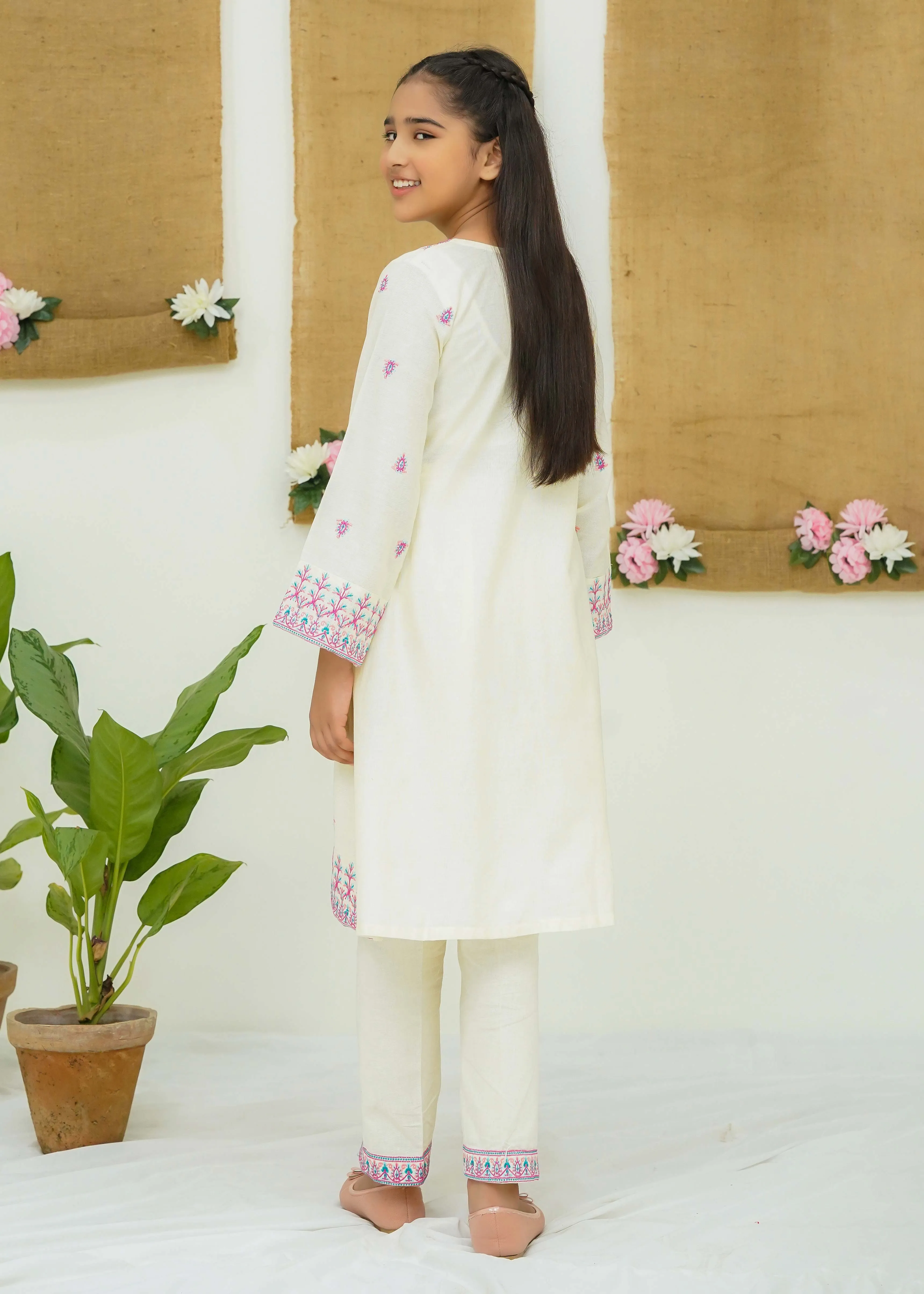 Winter Whispers By Modest Stitched Khaddar Collection'2024-Mistara